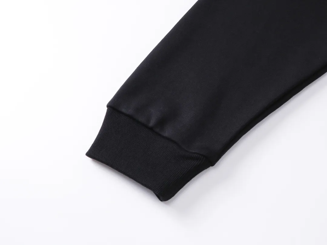 【 . Quality】BALENCI*GA/ .SS 24 New Arrival， I Love Paris& Balenciaxx . . Authentic ， ！ ZP 。 460 ， . ， ，。 。 . ， 。 OS . Same Style ：BL 238908 :：Black Size：XS S M L
